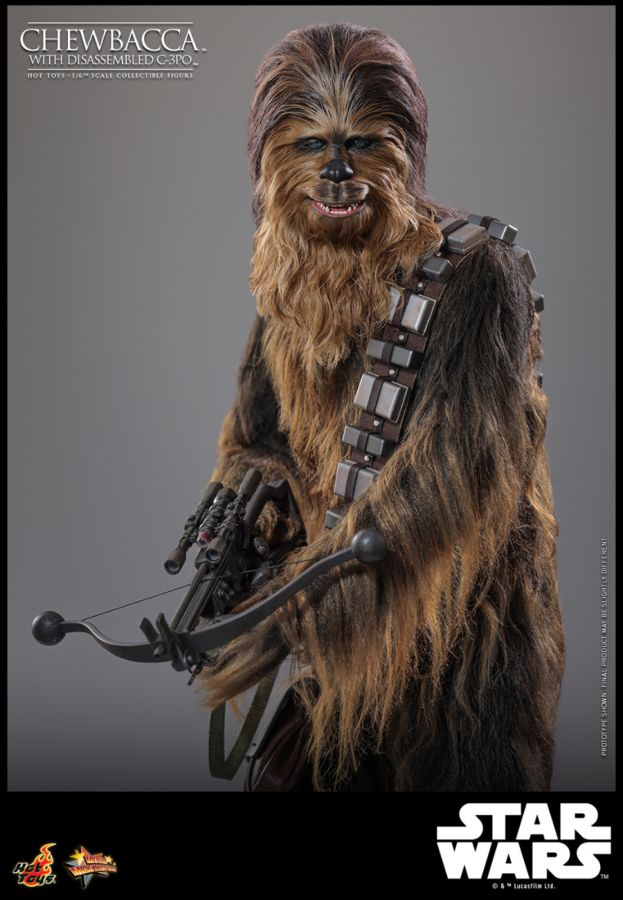 Star Wars - Chewbacca with Disassembled C-3PO 1:6 Scale Collectable Action Figure