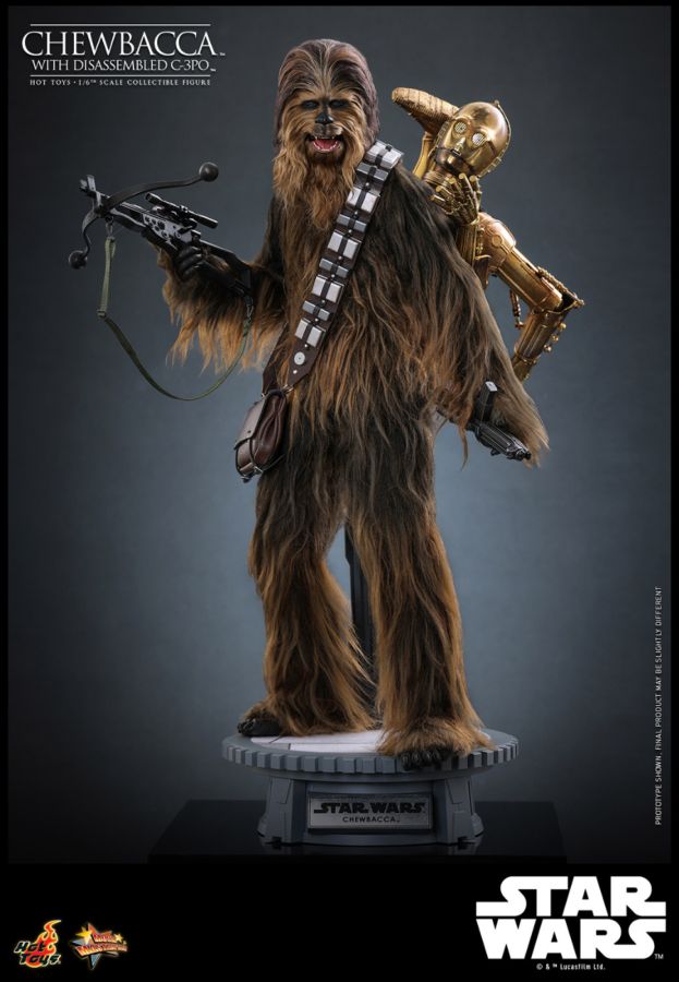 Star Wars - Chewbacca with Disassembled C-3PO 1:6 Scale Collectable Action Figure