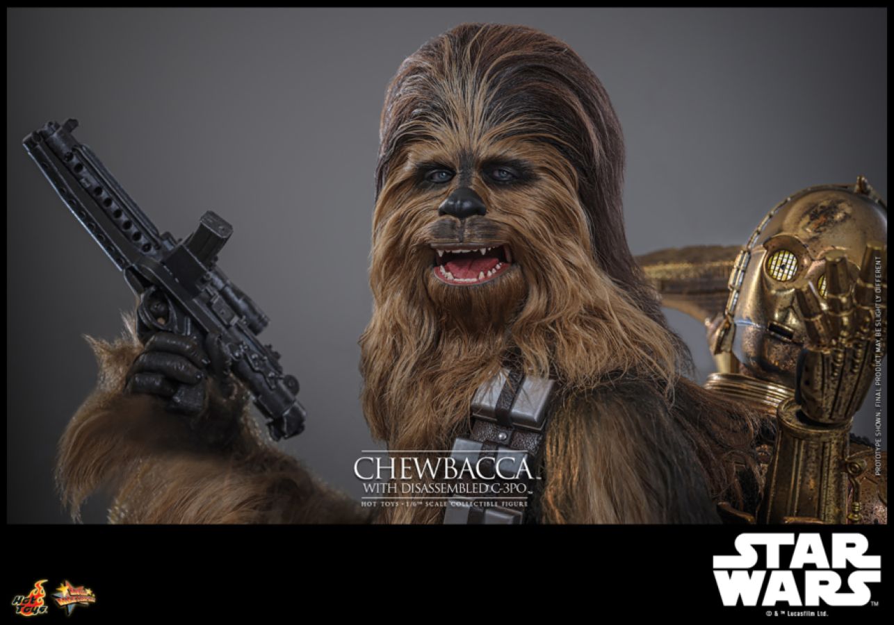 Star Wars - Chewbacca with Disassembled C-3PO 1:6 Scale Collectable Action Figure